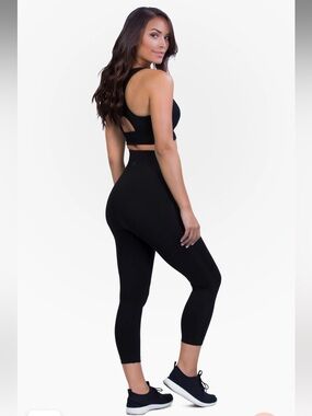 Belly Bandit postpartum compression capris.